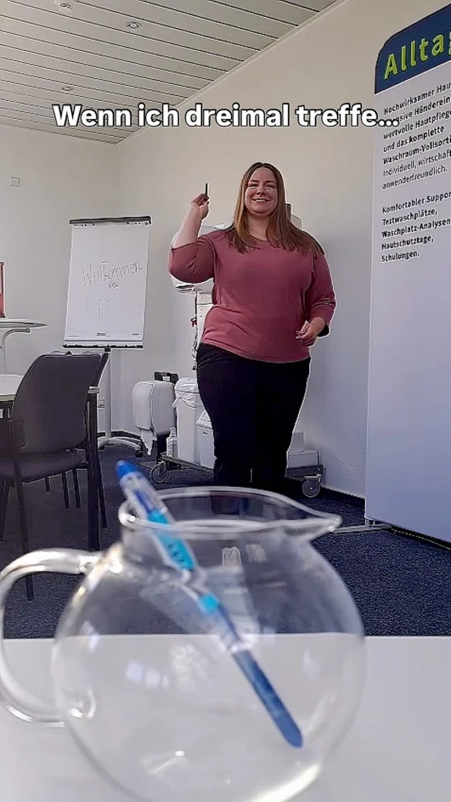Nächste Woche ist es so weit! 💙Dann findet ihr uns auf der Messe @arbeitsschutzaktuell in Stuttgart!Ihr habt Lust auf einen persönlichen Austausch, spannende Gespräche und einen Blick auf unsere Produkte? Dann schaut bei uns vorbei. Wir freuen uns auf euch! 🙌#ArbeitsschutzAktuell #Stuttgart #Arbeitsschutz #messe #herwe